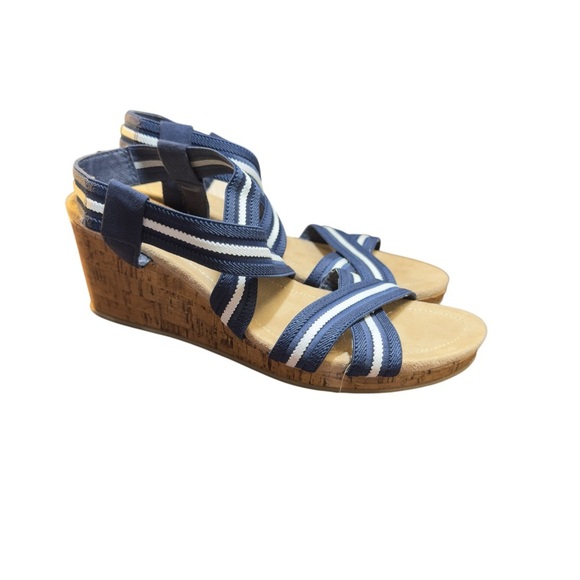 St John’s Bay Nautical Coastal Beachy Vacation Yacht Cork Wedge Sandals - Picture 3 of 11